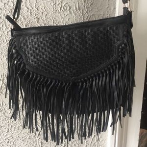 ⭐️ Black fringe shoulder bag ⭐️